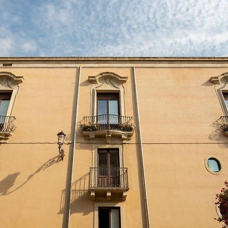 Suite La Pergola - Centro Storico Catania Exteriör bild