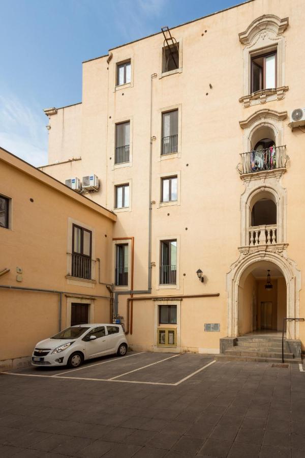 Suite La Pergola - Centro Storico Catania Exteriör bild