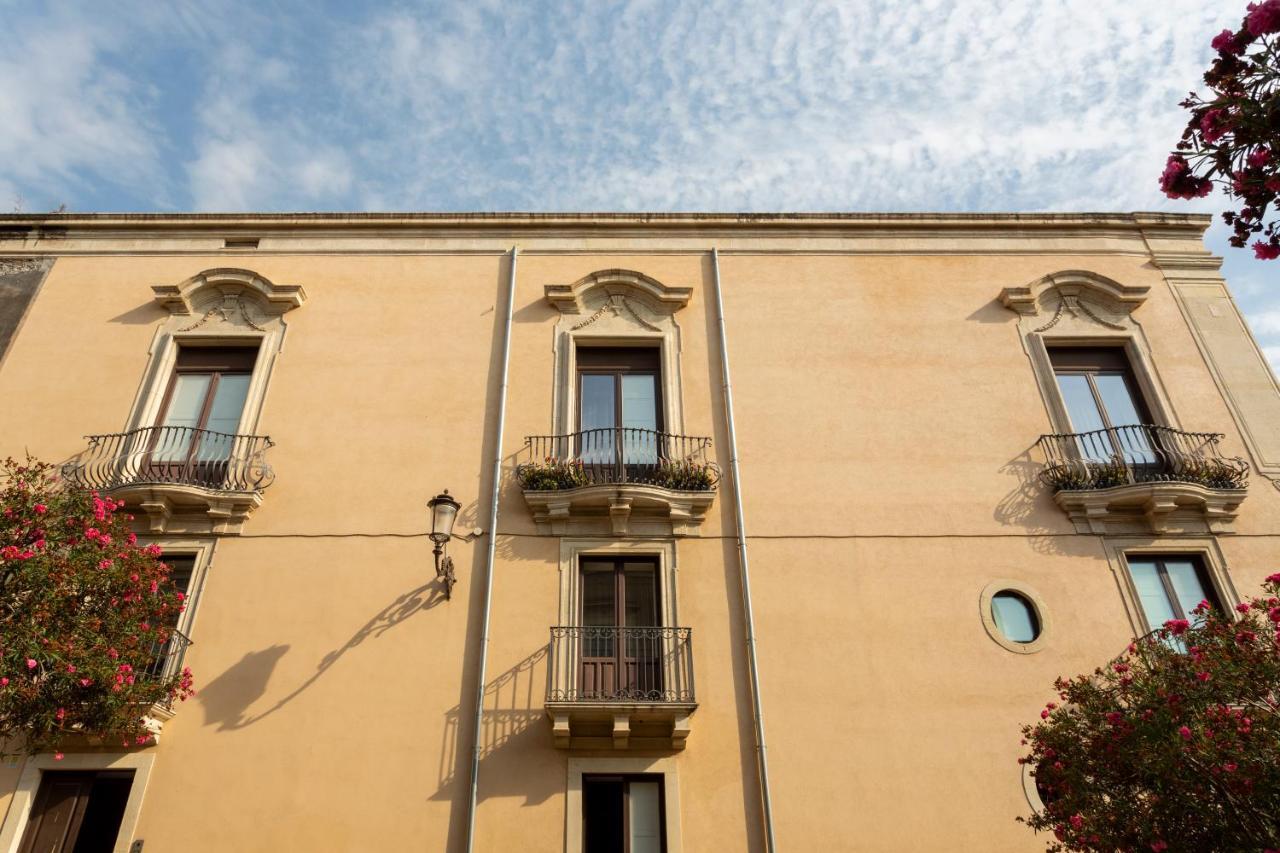 Suite La Pergola - Centro Storico Catania Exteriör bild