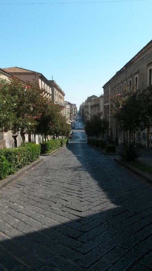 Suite La Pergola - Centro Storico Catania Exteriör bild